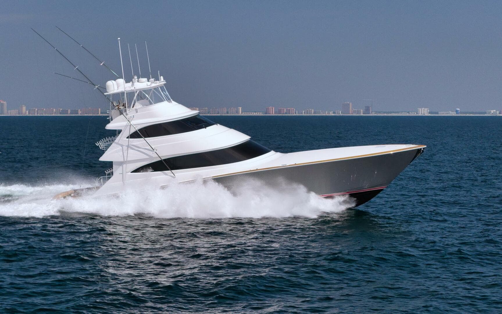 2025 Viking 90 Convertible — photo 161