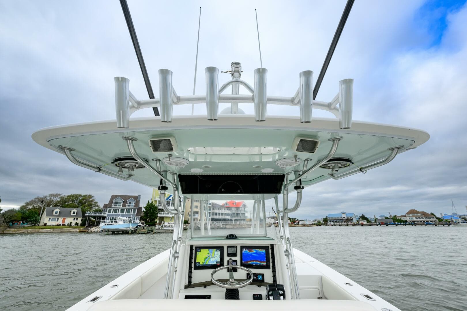 2008 Venture 39 Cuddy — photo 20