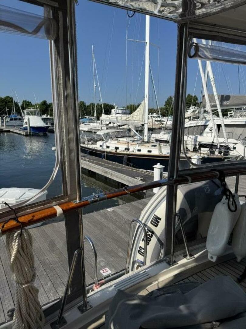 1990 Marine Trader Tradewinds — photo 13