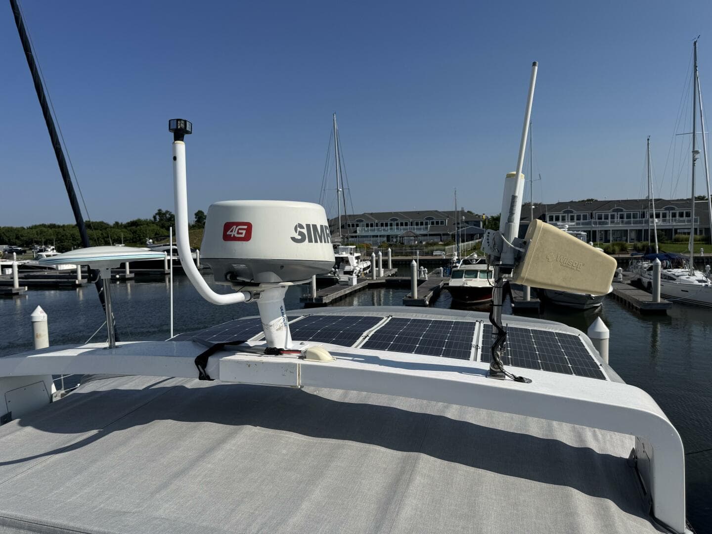 1990 Marine Trader Tradewinds — photo 25