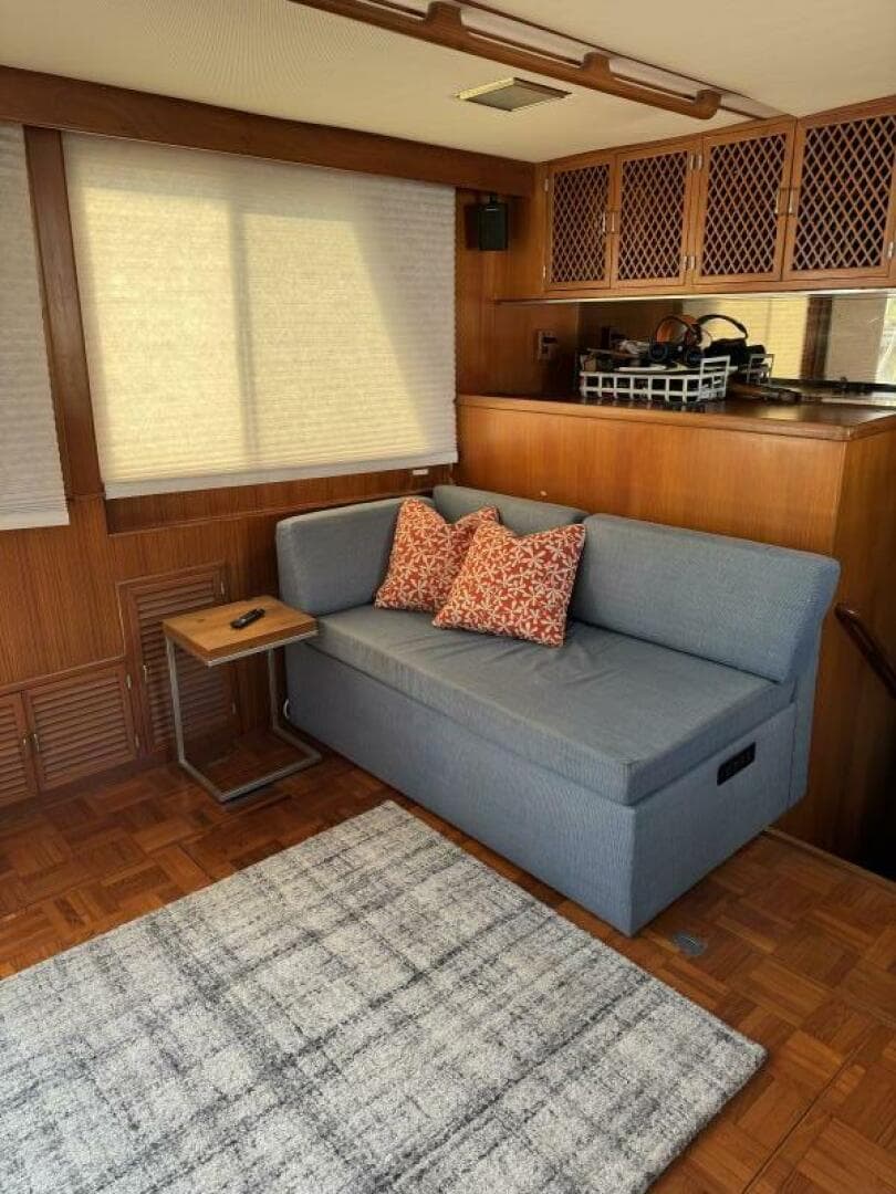 1990 Marine Trader Tradewinds — photo 27