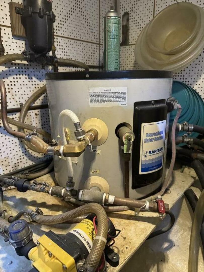 1990 Marine Trader Tradewinds — photo 44