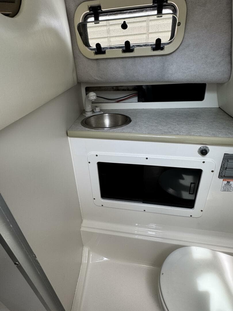 1999 Robalo 2640 — photo 23