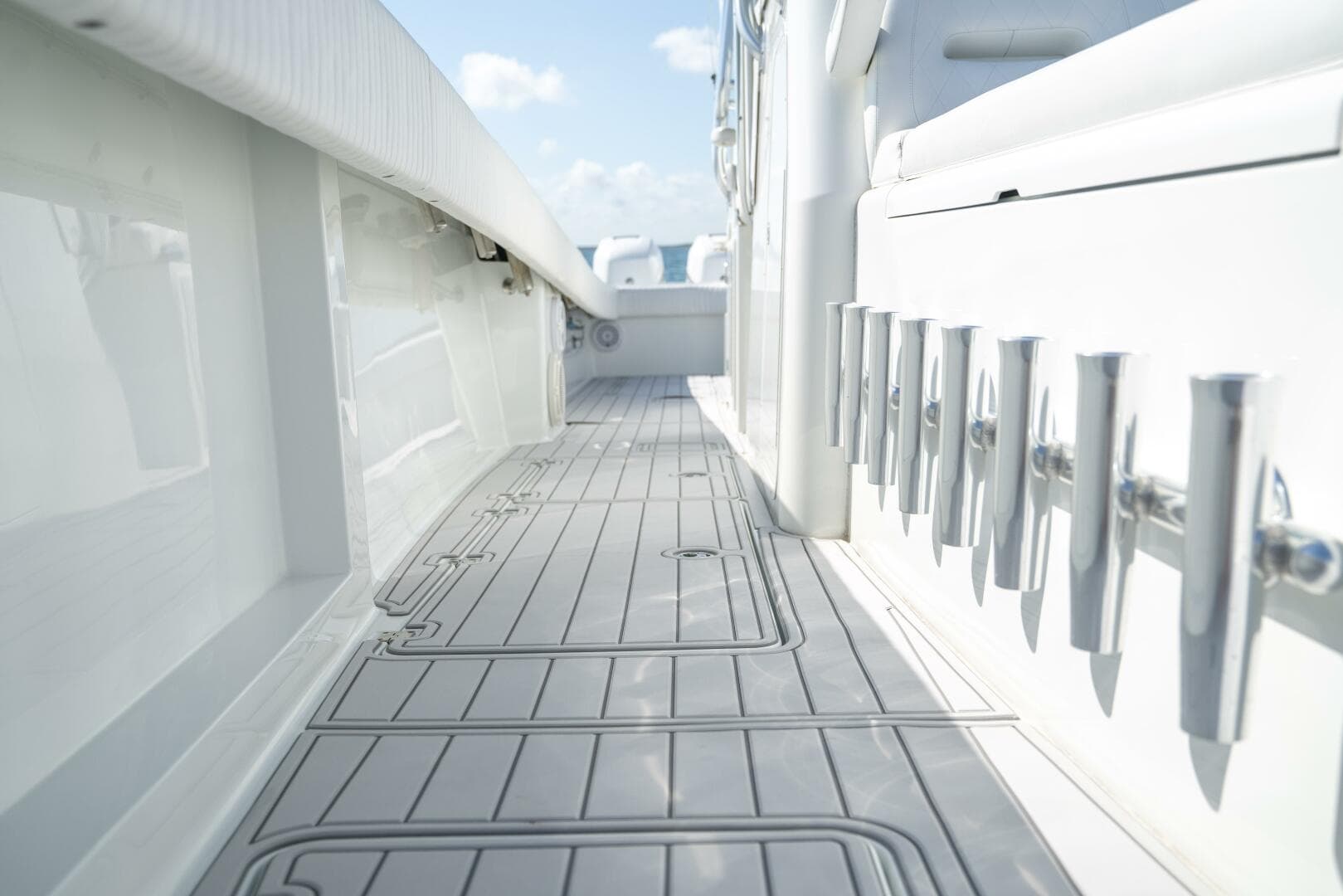 2017 Freeman 42 Lr — photo 27