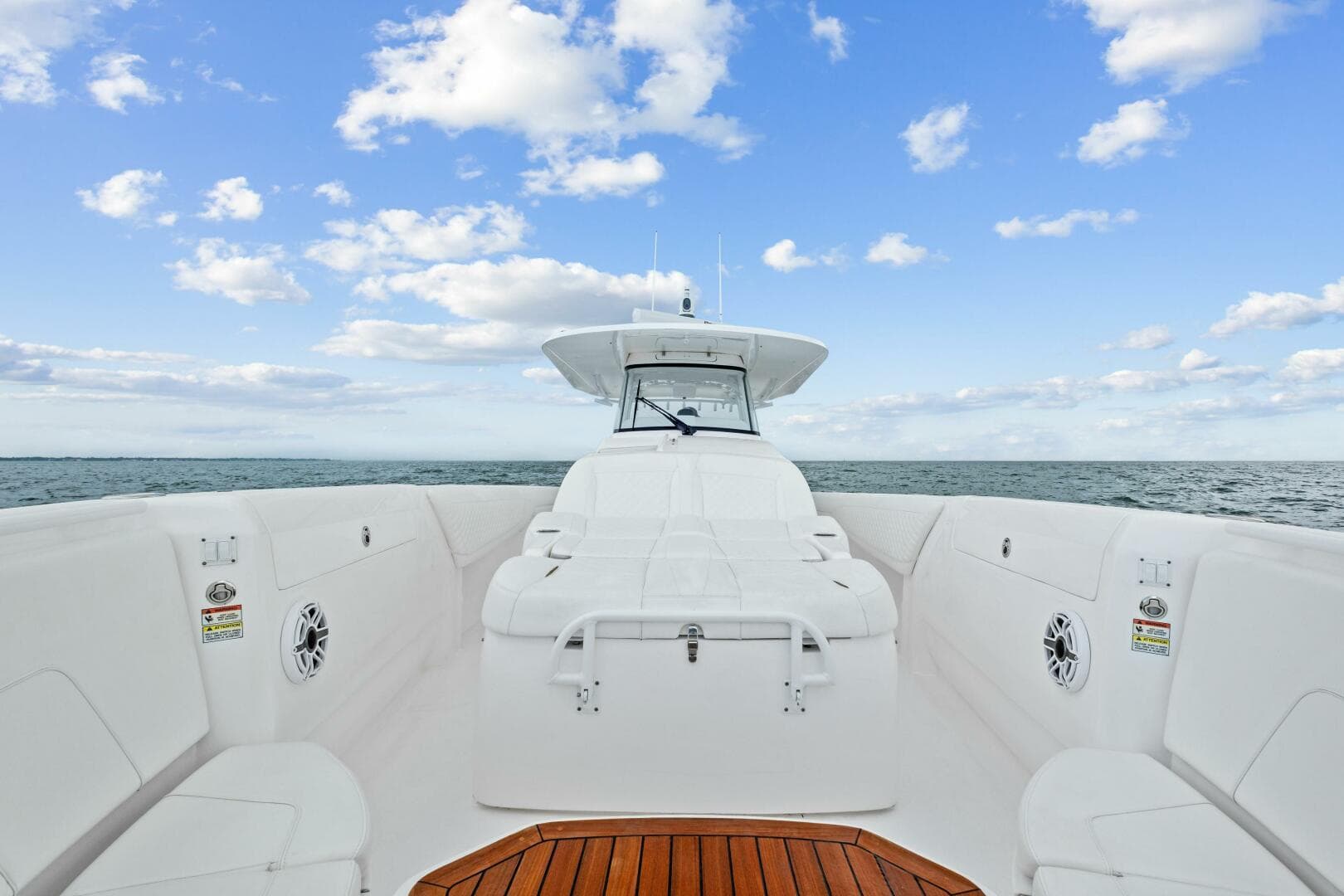 2020 Intrepid 407 Nomad SE — photo 4