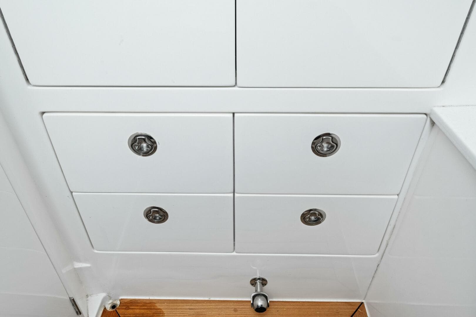 2020 Intrepid 407 Nomad SE — photo 29