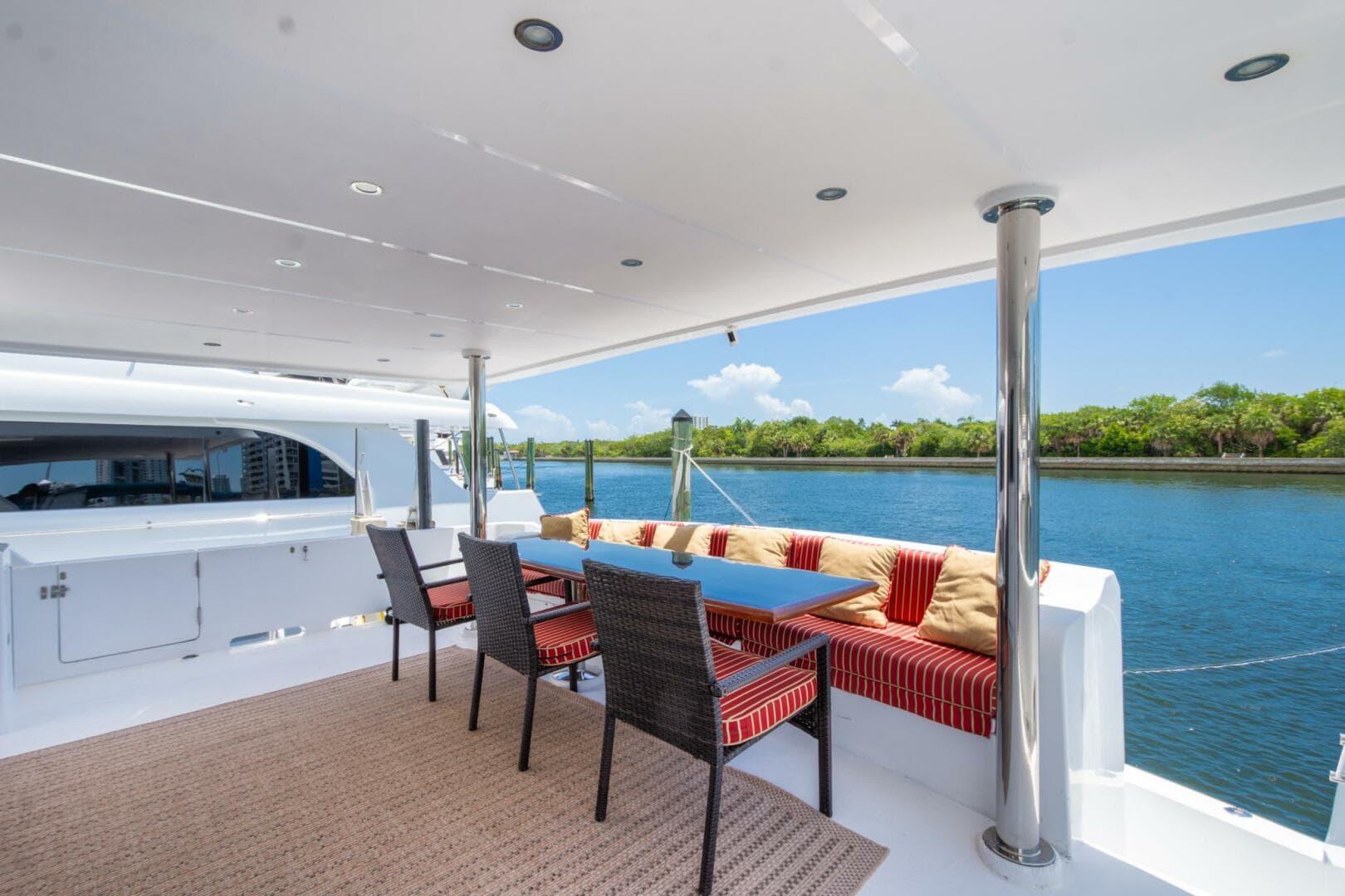 2000 Hargrave Sky Lounge — photo 8