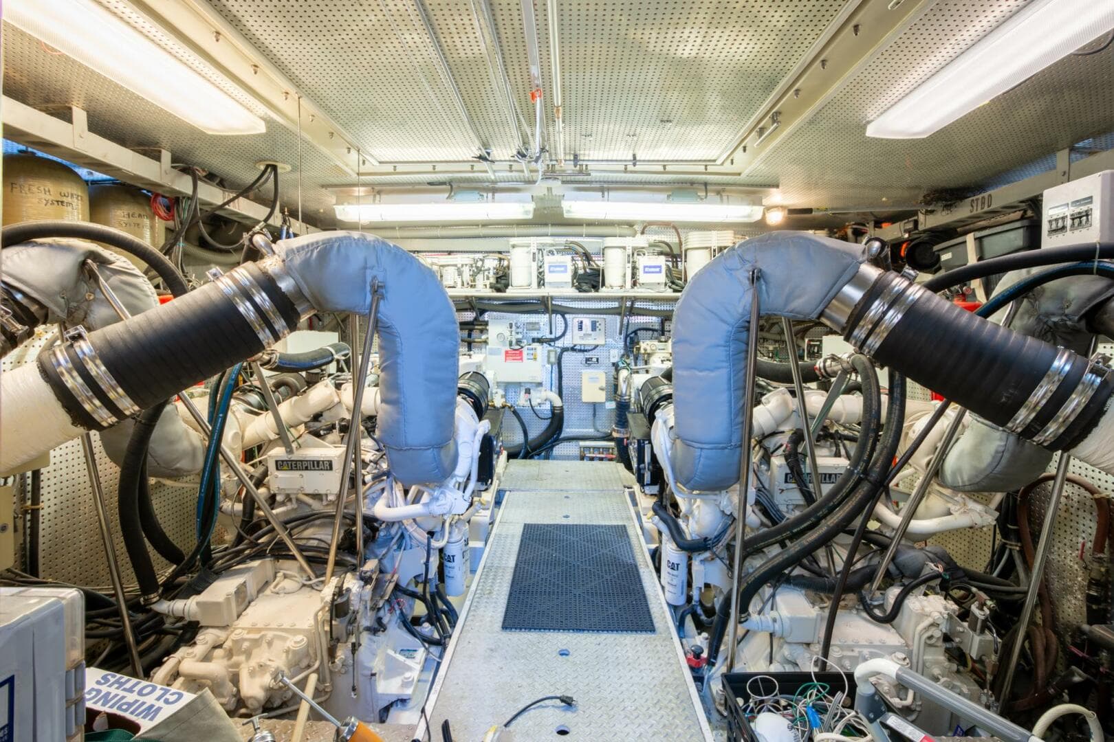 2000 Hargrave Sky Lounge — photo 38