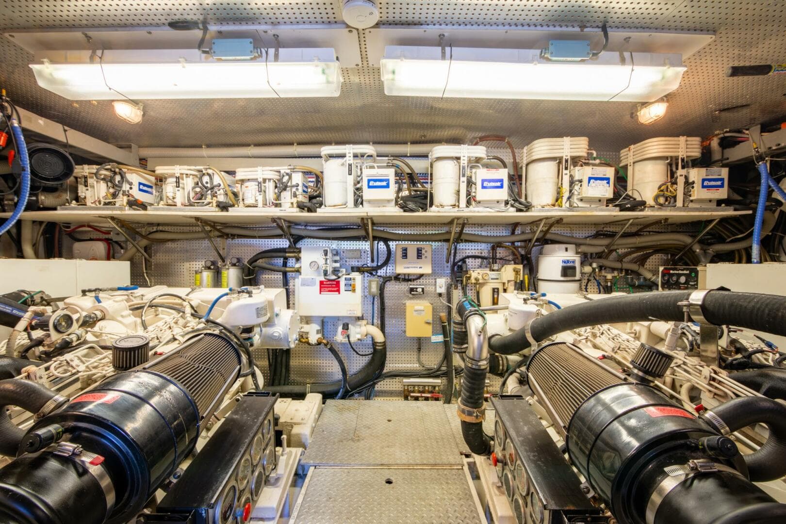 2000 Hargrave Sky Lounge — photo 40