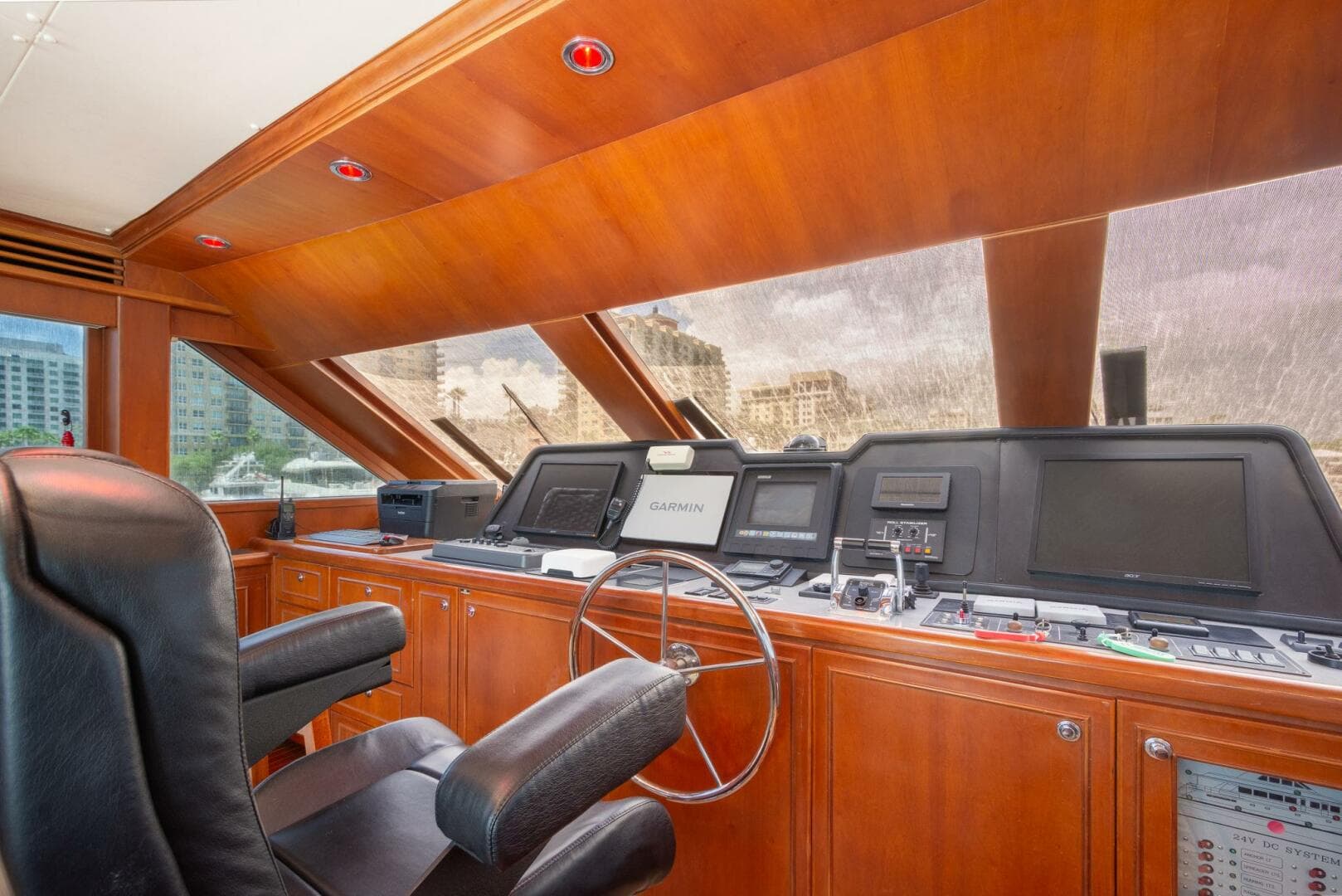 2000 Hargrave Sky Lounge — photo 35