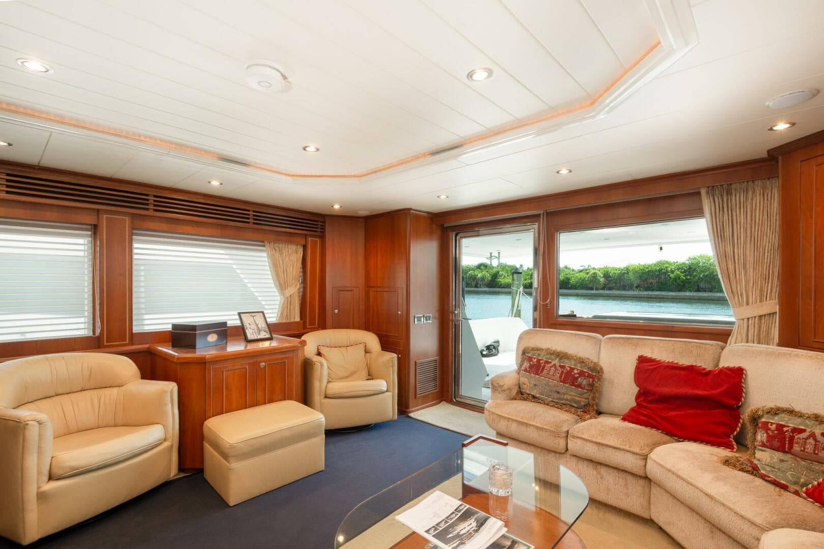 2000 Hargrave Sky Lounge — photo 12