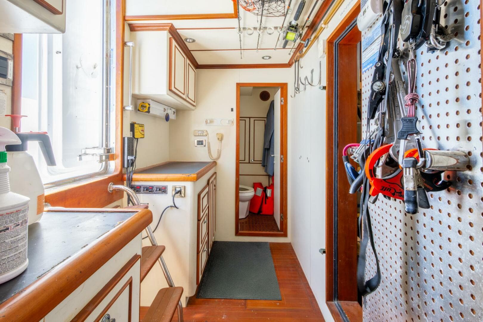 2000 Hargrave Sky Lounge — photo 39