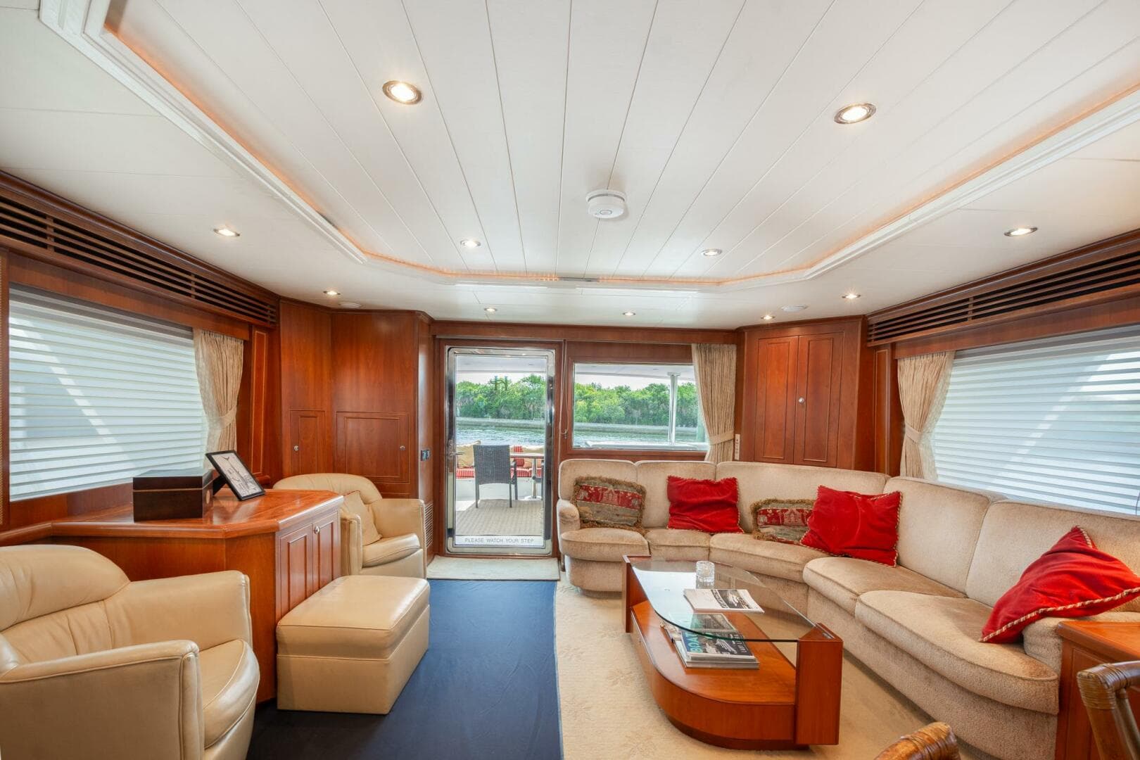 2000 Hargrave Sky Lounge — photo 10