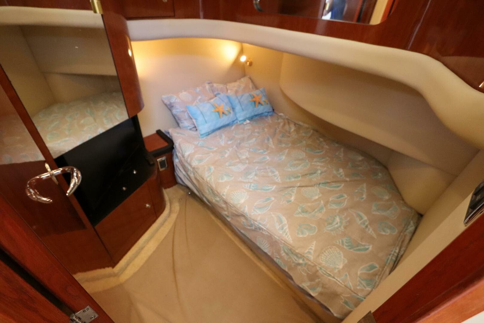 2003 Sea Ray 450 Express Bridge — photo 37