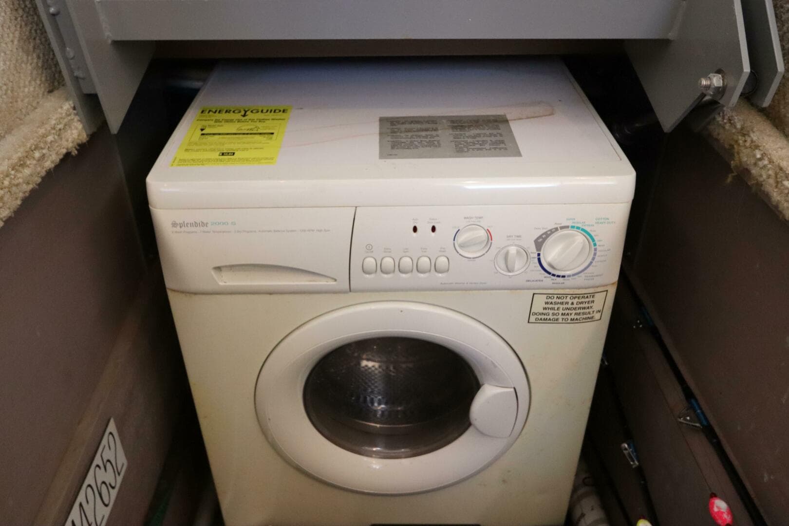 2003 Sea Ray 450 Express Bridge — photo 48