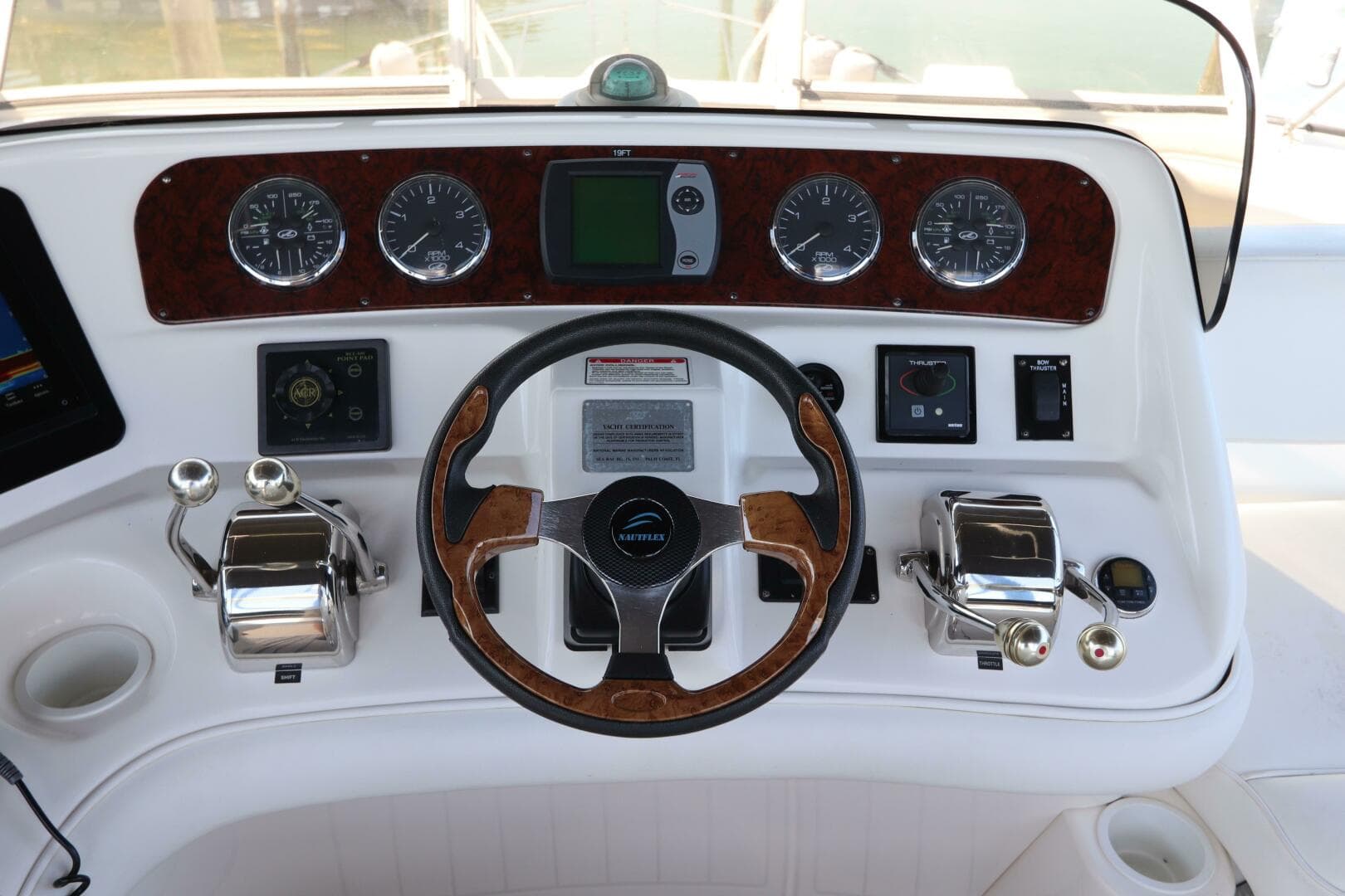 2003 Sea Ray 450 Express Bridge — photo 21