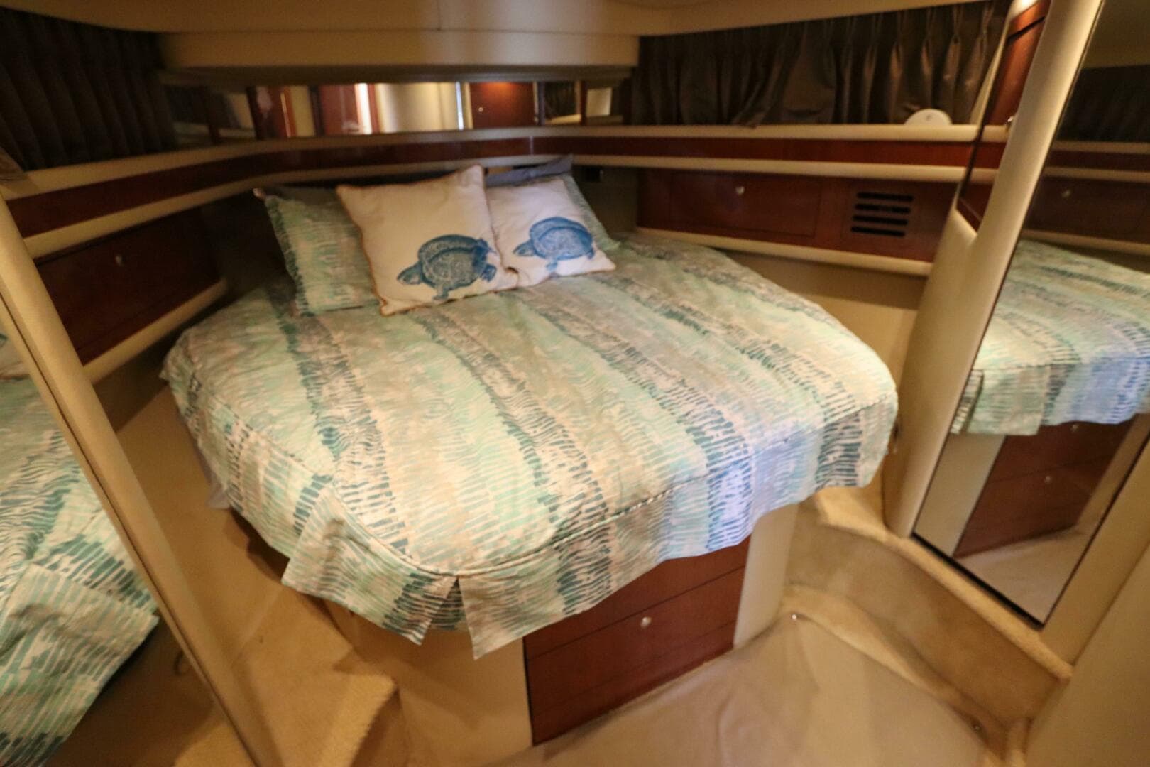 2003 Sea Ray 450 Express Bridge — photo 43