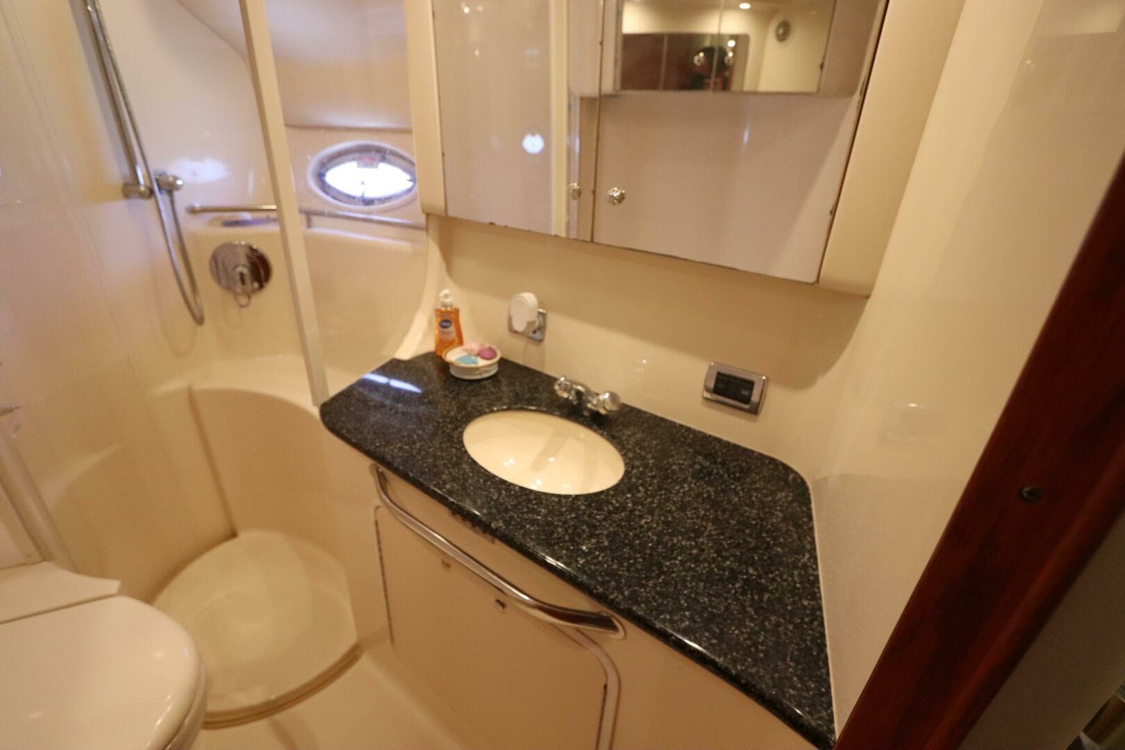 2003 Sea Ray 450 Express Bridge — photo 45