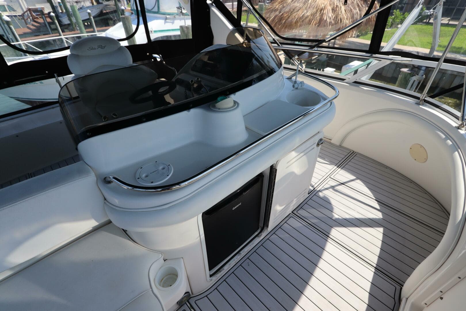 2003 Sea Ray 450 Express Bridge — photo 16