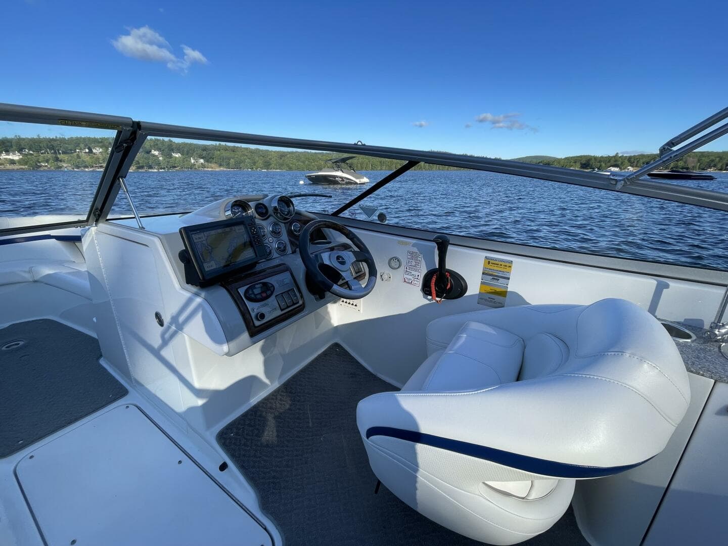 2005 Formula 240 Br — photo 8