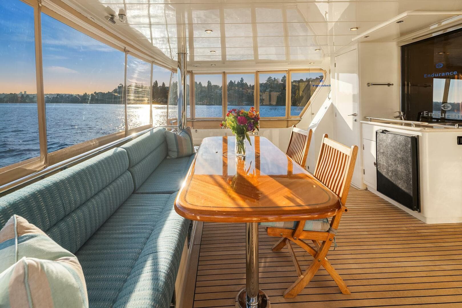 2014 Hampton 720 Skylounge Lrc — photo 76