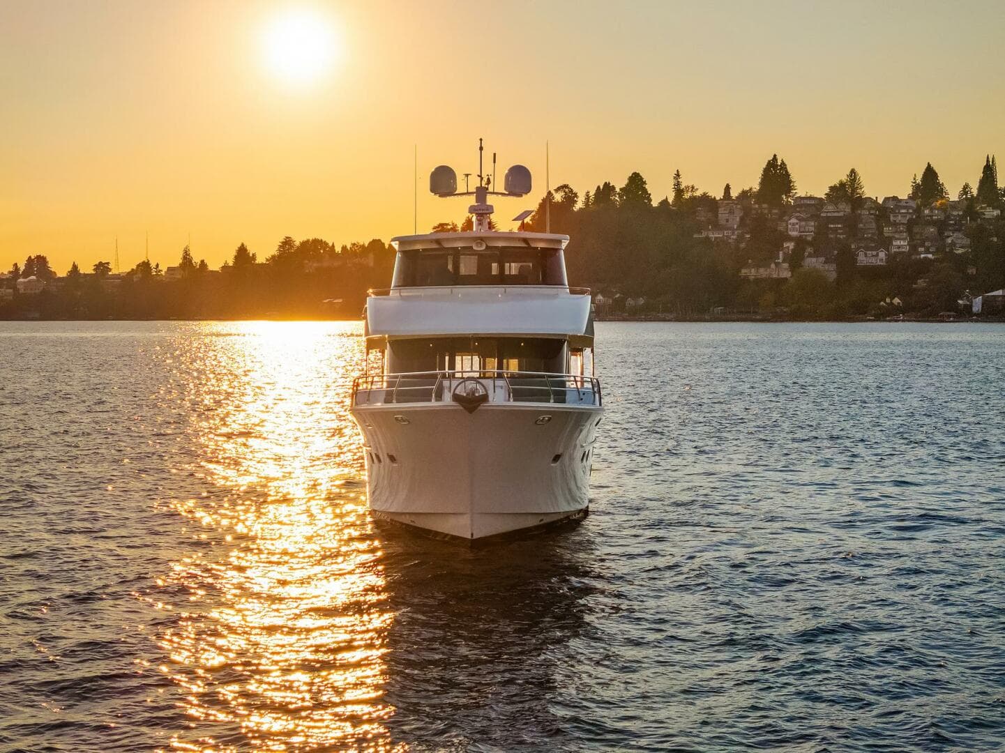 2014 Hampton 720 Skylounge Lrc — photo 115