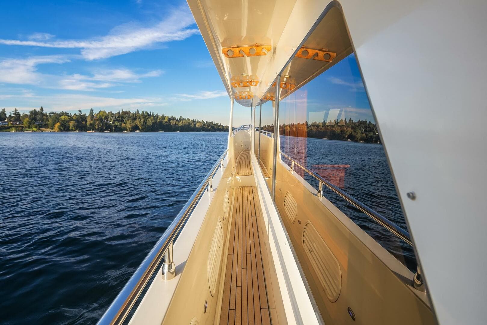 2014 Hampton 720 Skylounge Lrc — photo 80