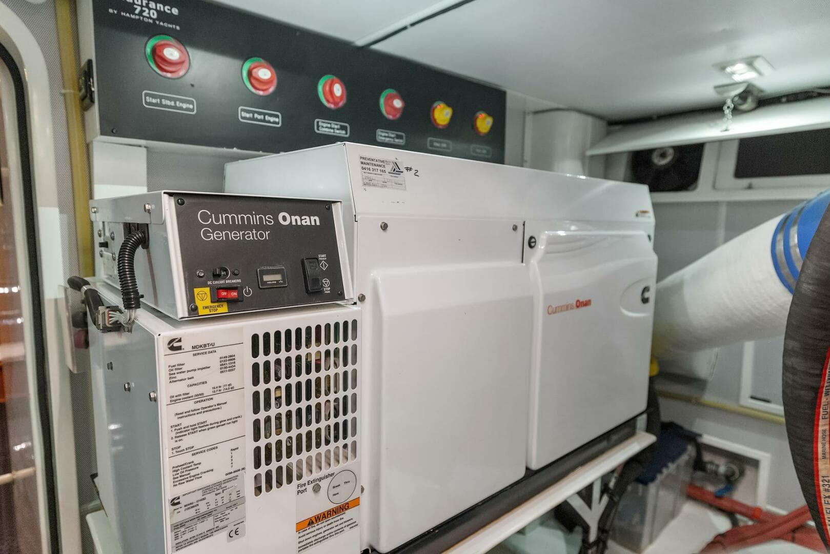 2014 Hampton 720 Skylounge Lrc — photo 107