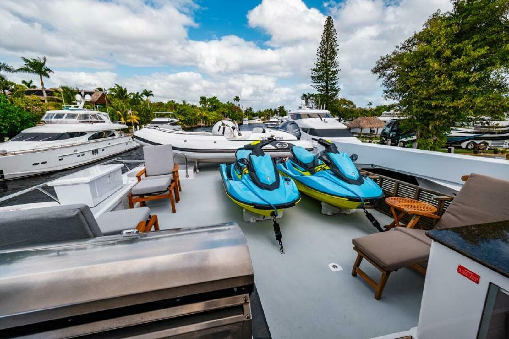 1995 Hatteras Flybridge — photo 81