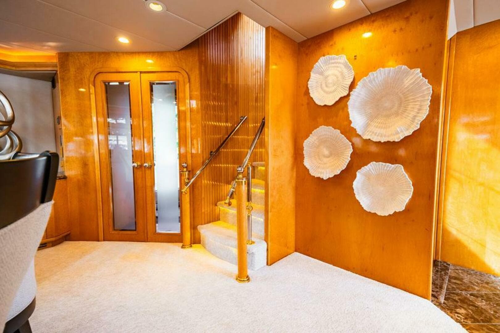 1995 Hatteras Flybridge — photo 9