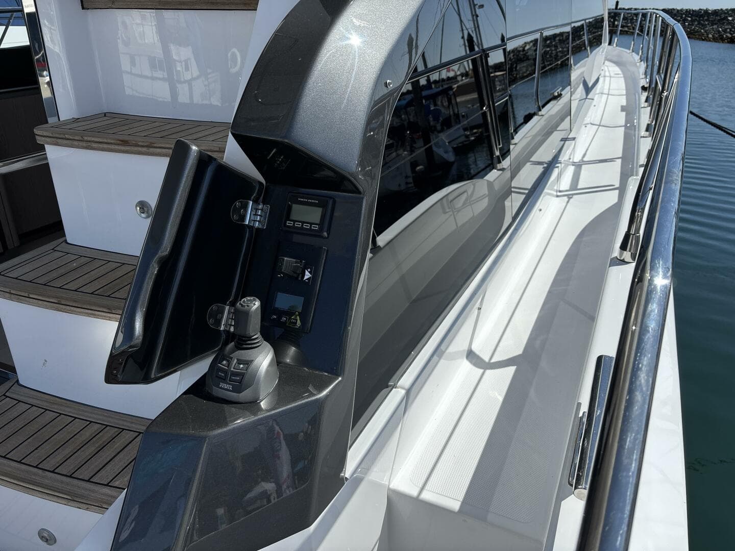 2025 Azimut Fly 53 — photo 34