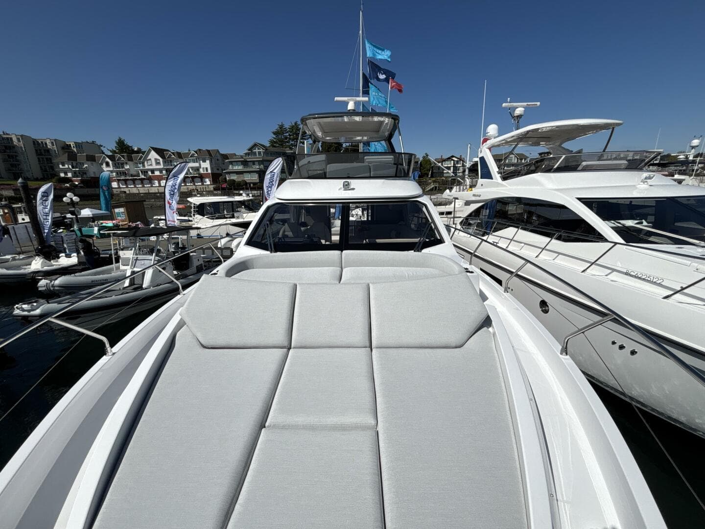 2025 Azimut Fly 53 — photo 35