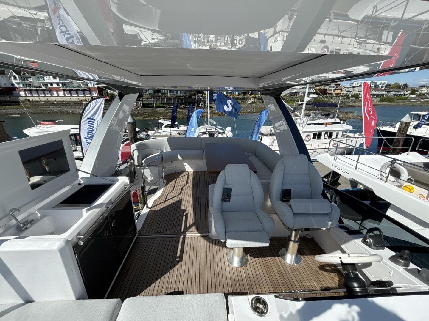 2025 Azimut Fly 53 — photo 33