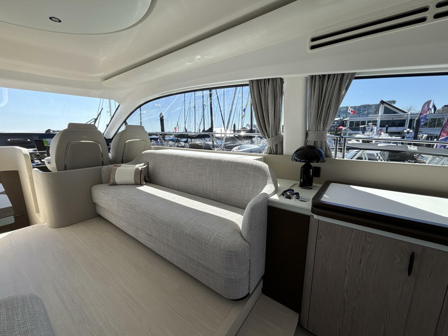 2025 Azimut Fly 53 — photo 13