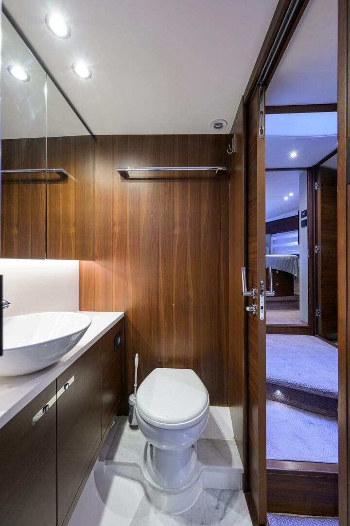 2018 Princess F49 — photo 65