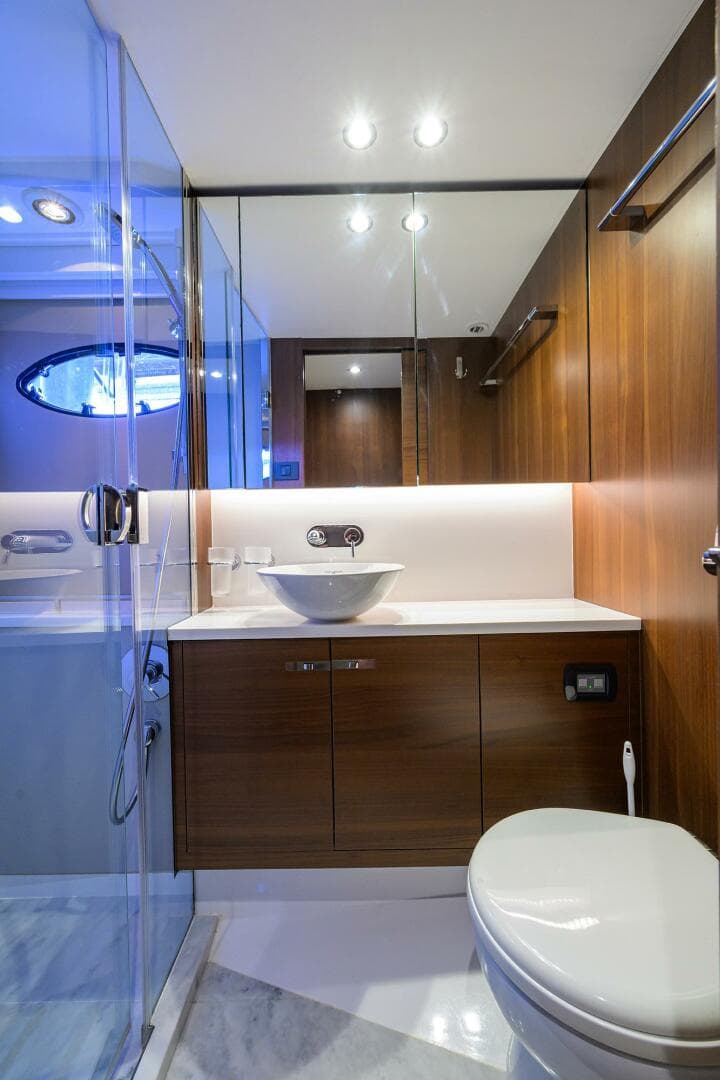 2018 Princess F49 — photo 62