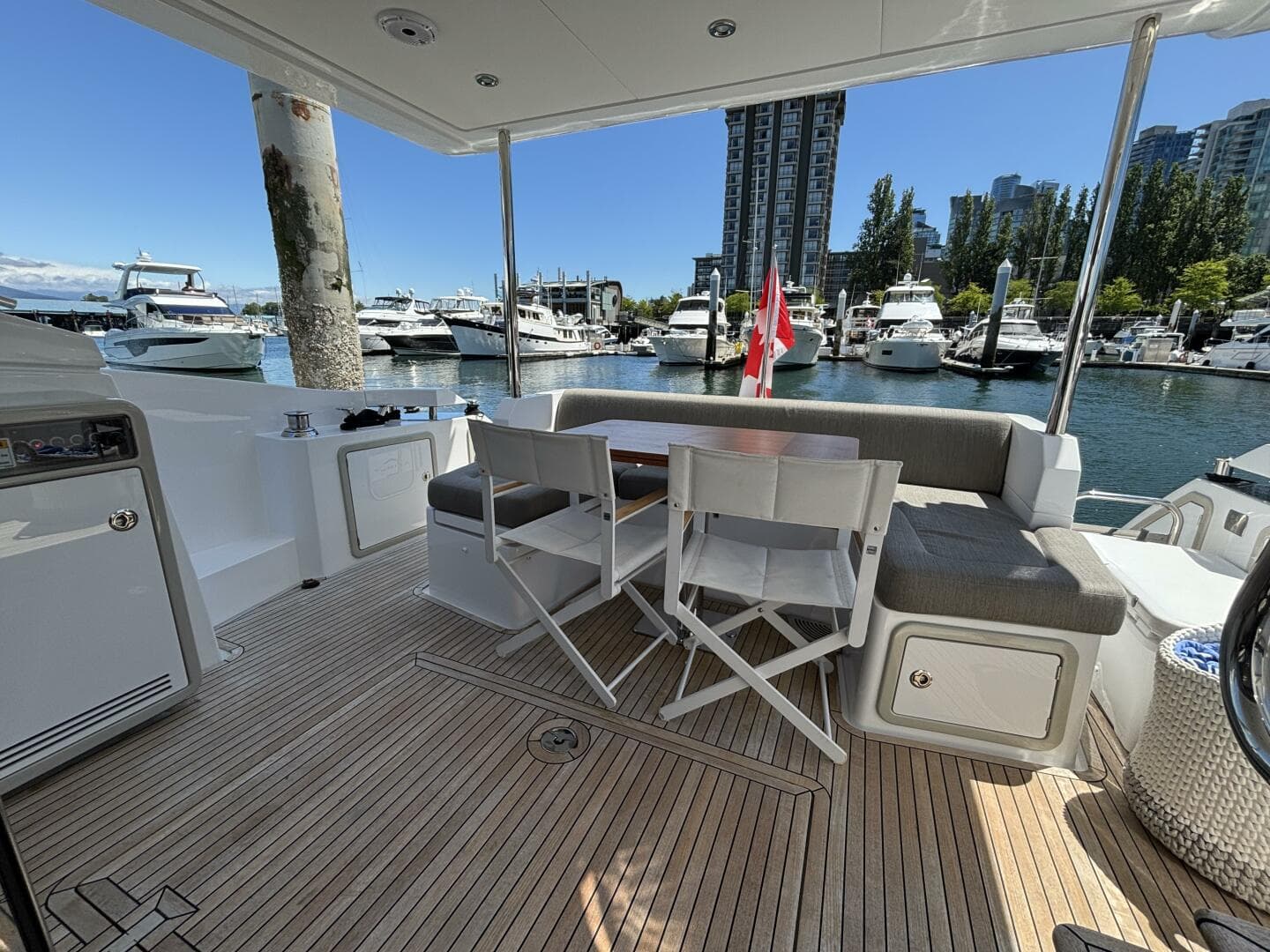 2019 Azimut 50 — photo 36