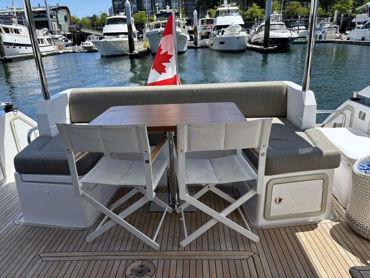 2019 Azimut 50 — photo 34