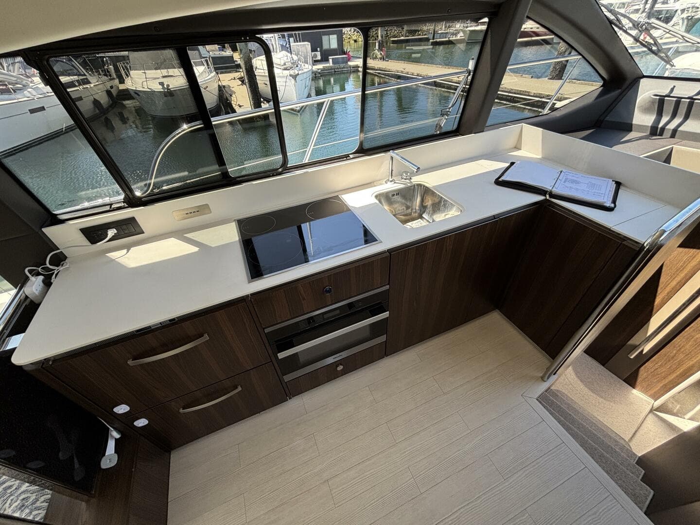 2019 Azimut 50 — photo 14