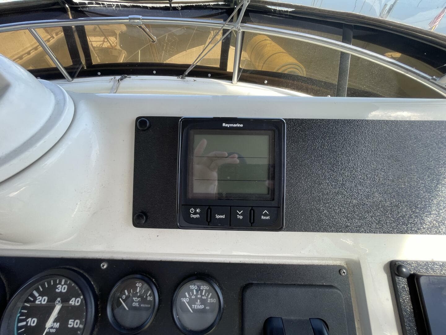 1994 Silverton 34 — photo 16