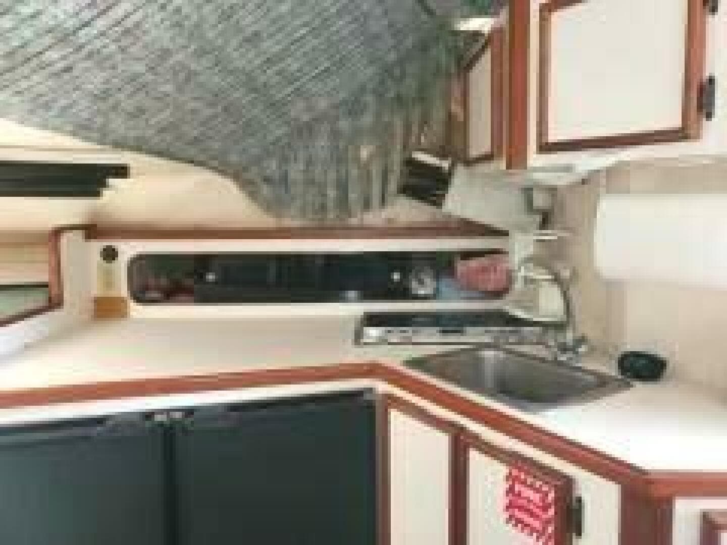 1992 Blackfin Flybridge — photo 10