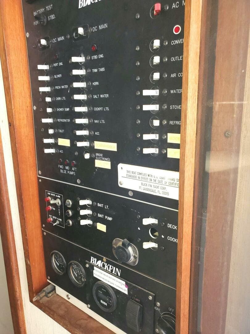 1992 Blackfin Flybridge — photo 14