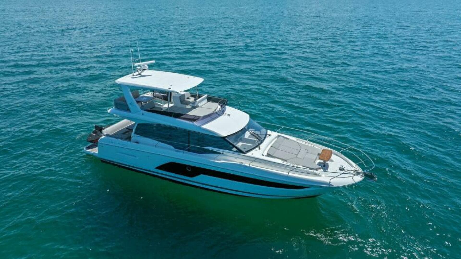2022 Prestige 590 Flybridge — photo 60