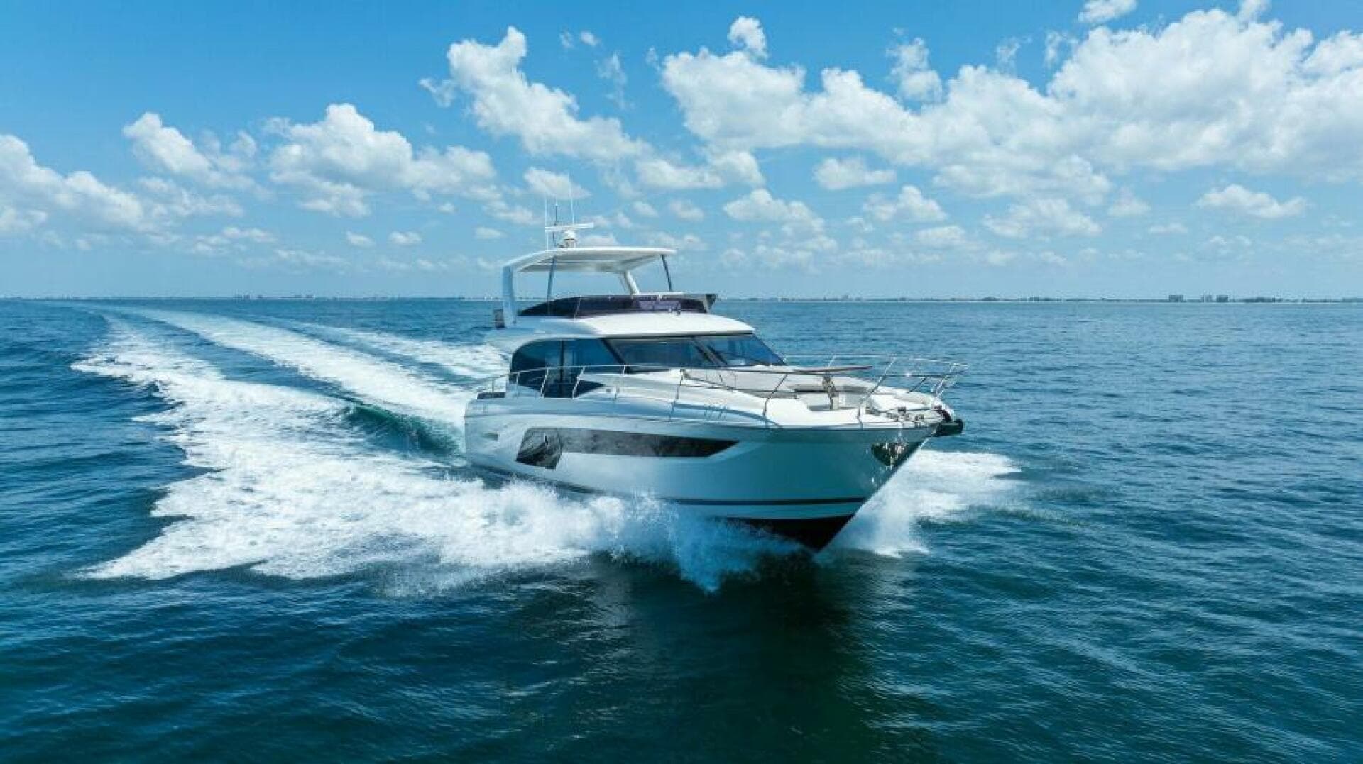 2022 Prestige 590 Flybridge — photo 77