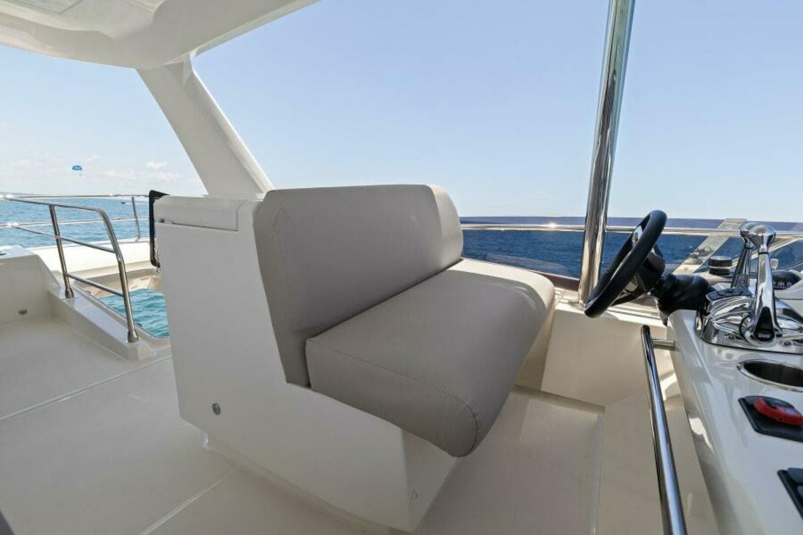 2022 Prestige 590 Flybridge — photo 45