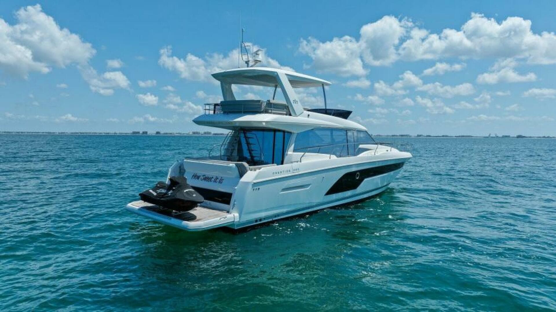 2022 Prestige 590 Flybridge — photo 67