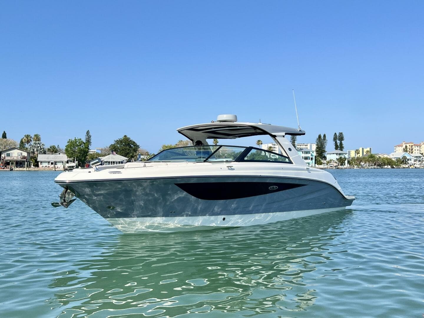 2022 Sea Ray Slx 400 OB — photo 3