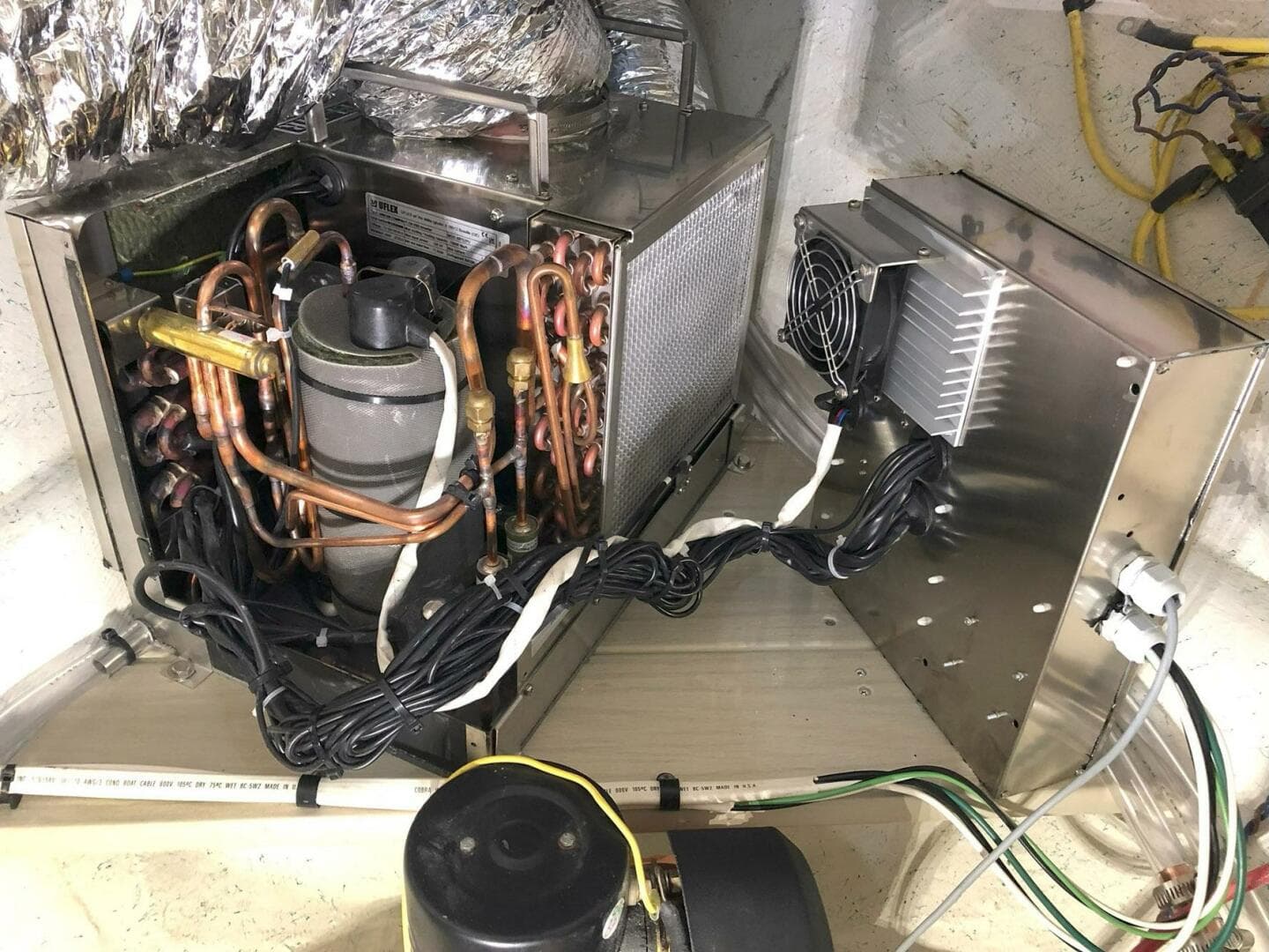 2017 Atlas Acadia 25 — photo 11