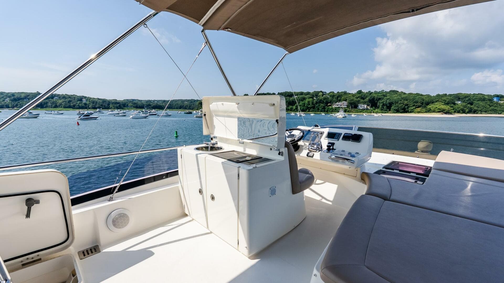 2014 Prestige 550 Flybridge — photo 57