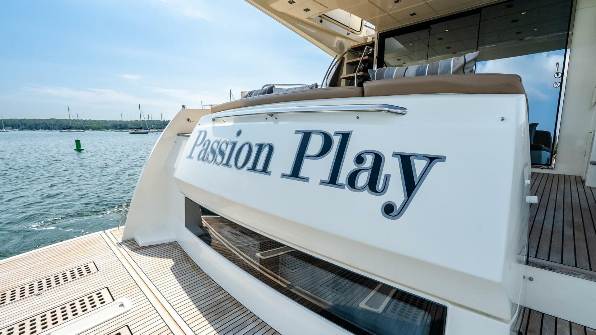 2014 Prestige 550 Flybridge — photo 14